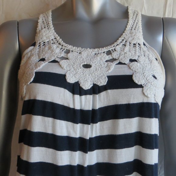 XXI White & Blue Striped Tank Top - Picture 3 of 7